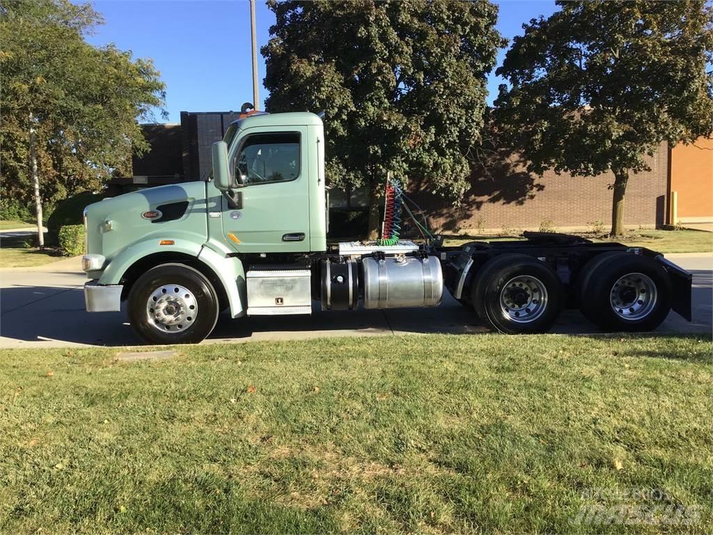 Peterbilt 567 트랙터 유닛