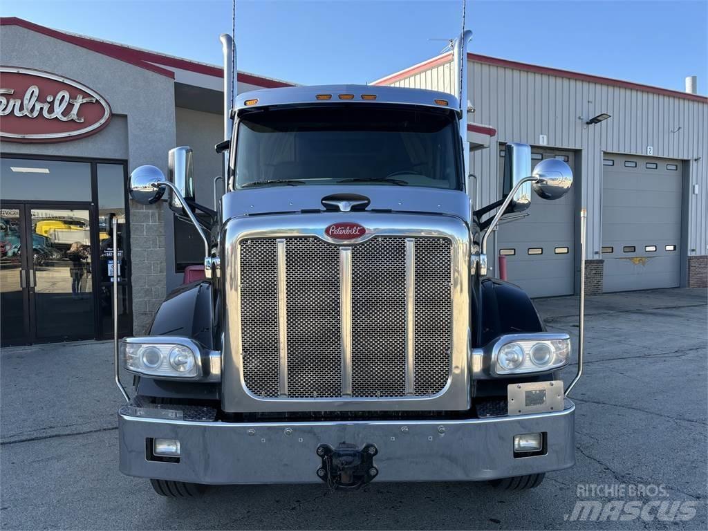 Peterbilt 567 트랙터 유닛