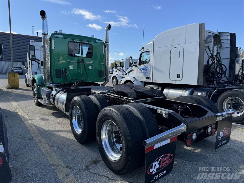 Peterbilt 567 트랙터 유닛