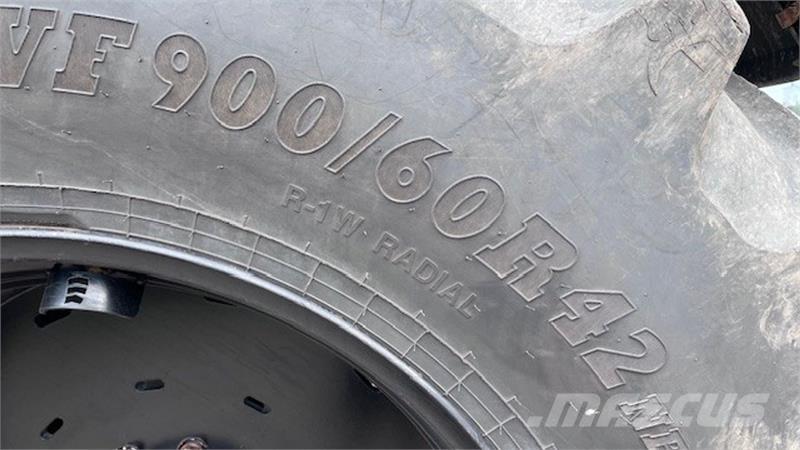 Valtra S294 트랙터