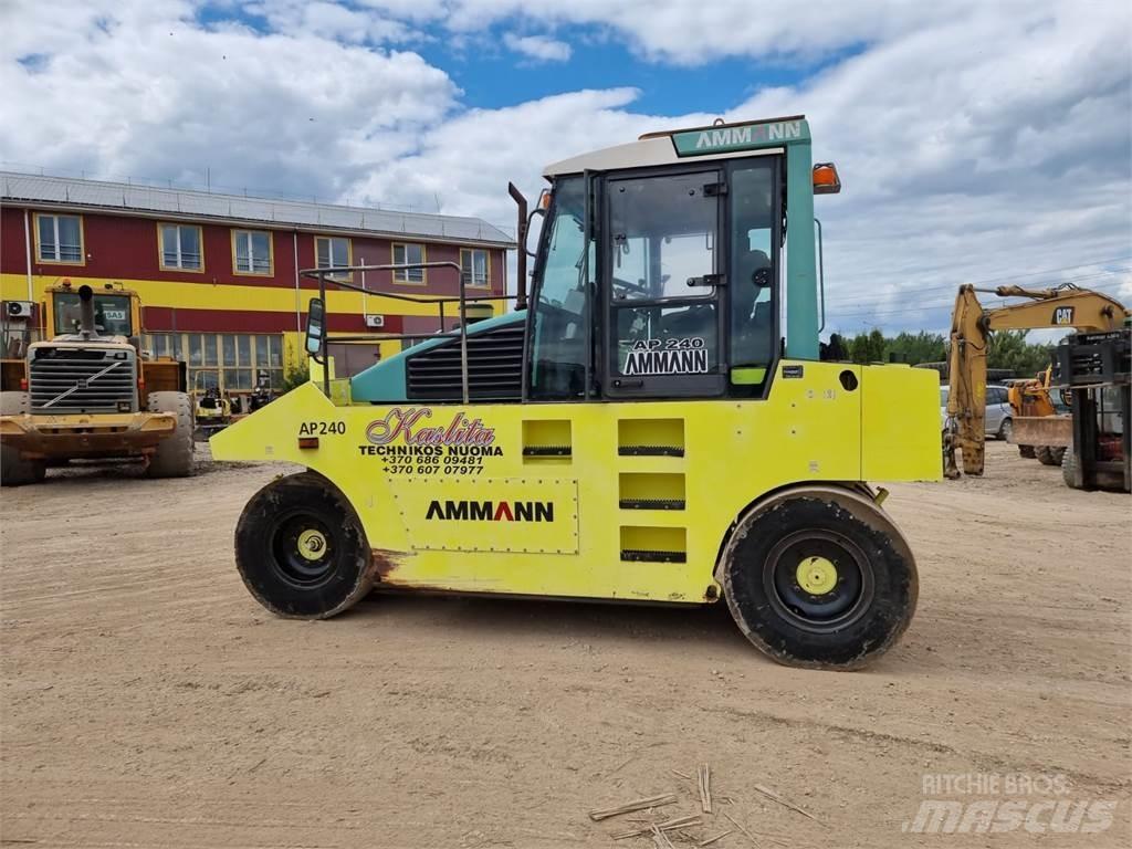 Ammann AP240 공기 타이어 롤러