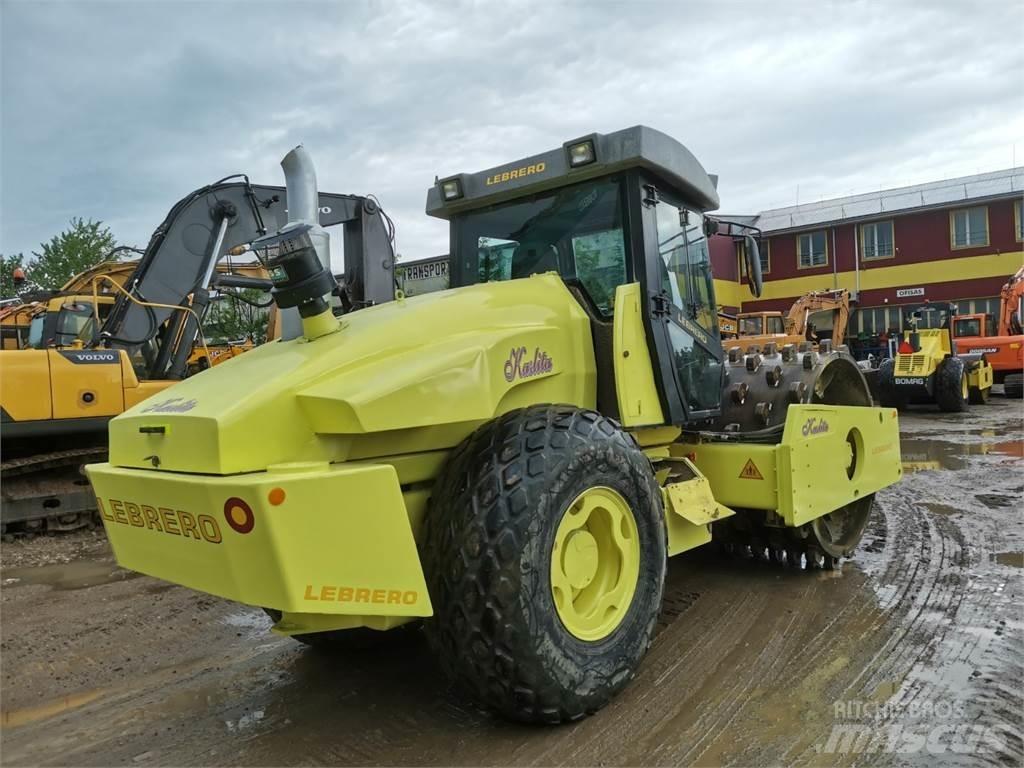 Bomag LEBREDO X 6 싱글 드럼 롤러