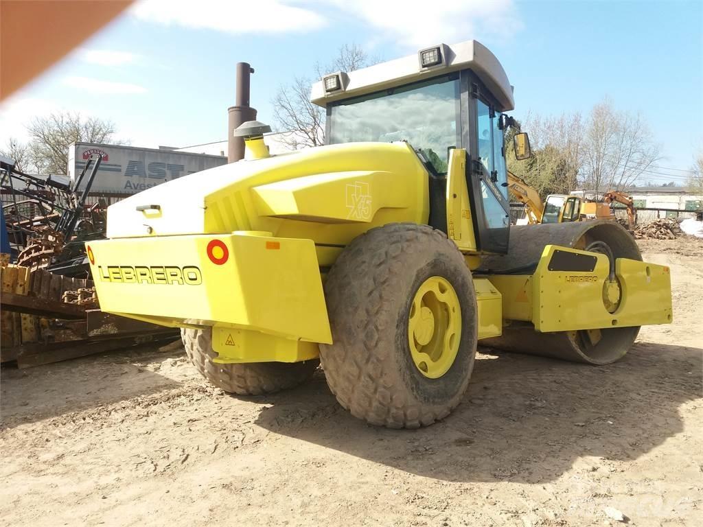 Bomag X5 싱글 드럼 롤러