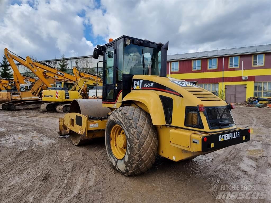 CAT CS 563E 싱글 드럼 롤러
