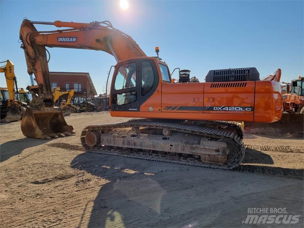 Doosan DX420LC 대형 굴삭기 29톤 이상