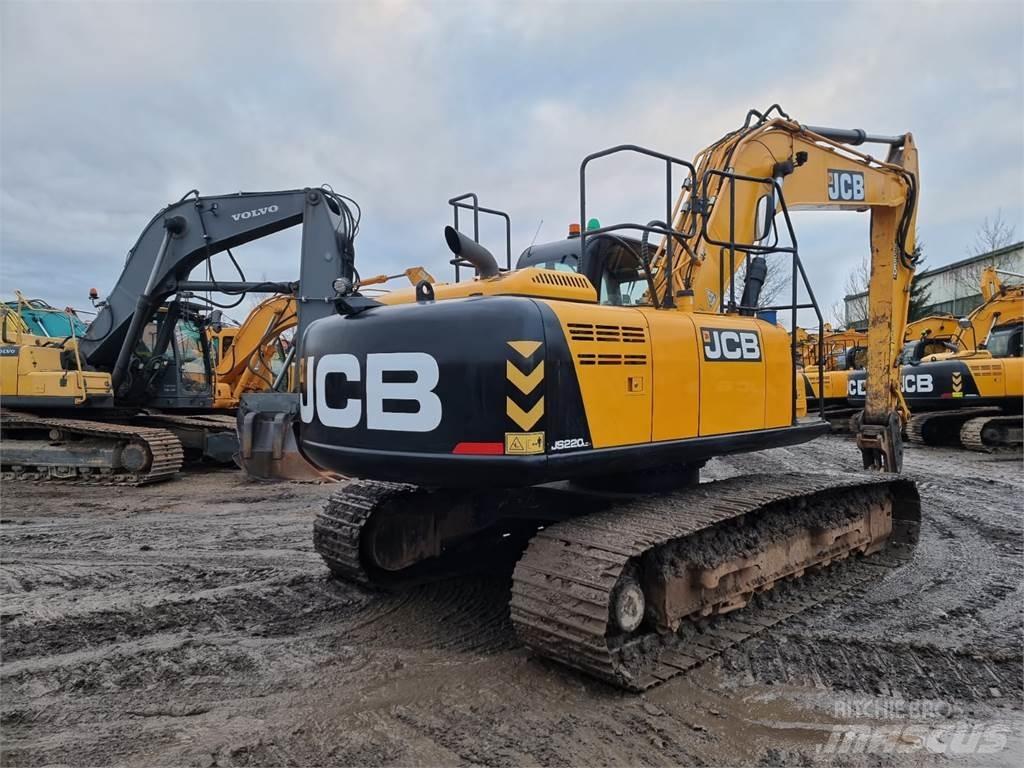 JCB JS220LC (PLUS) 대형 굴삭기 29톤 이상