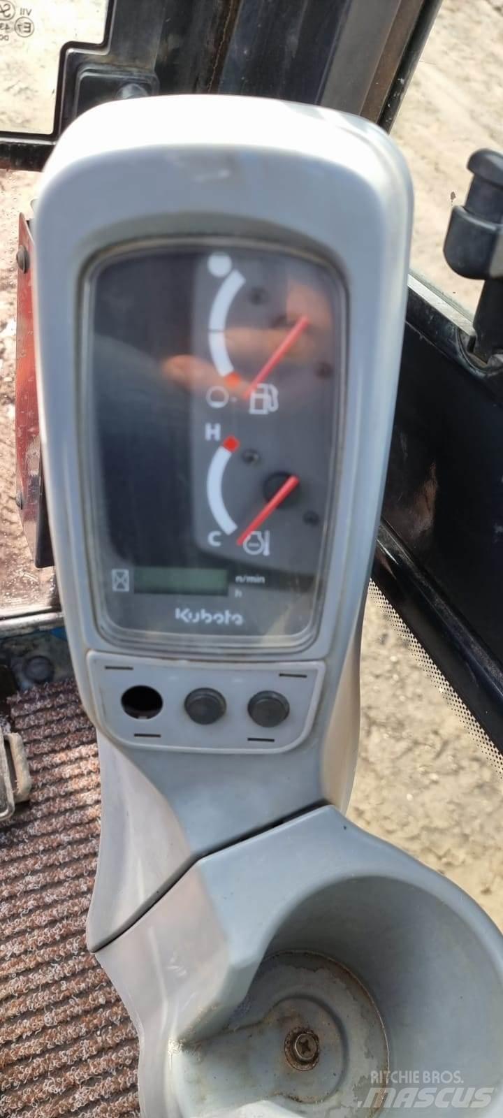 Kubota KX 016-4 소형 굴삭기 7톤 미만