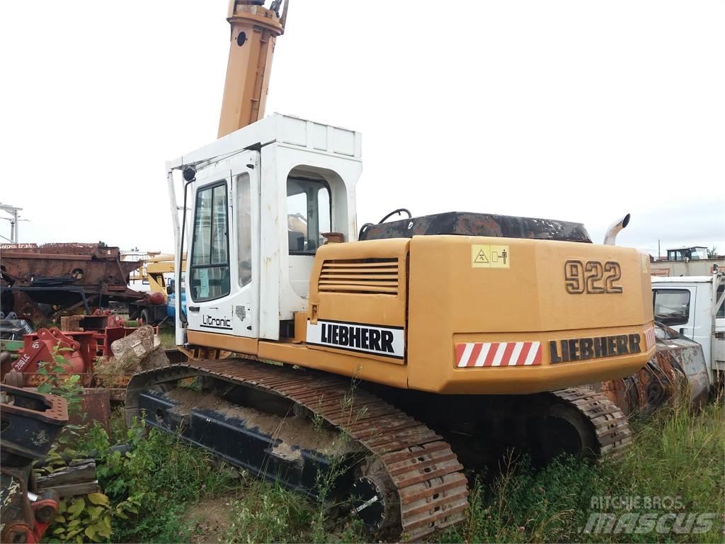 Liebherr 922HDS 대형 굴삭기 29톤 이상