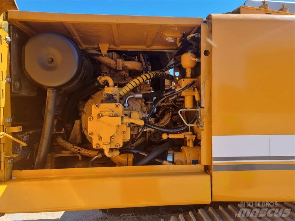 Liebherr R922 HDSL 대형 굴삭기 29톤 이상