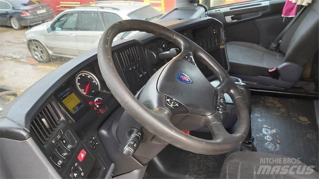 Scania R400 트랙터 유닛