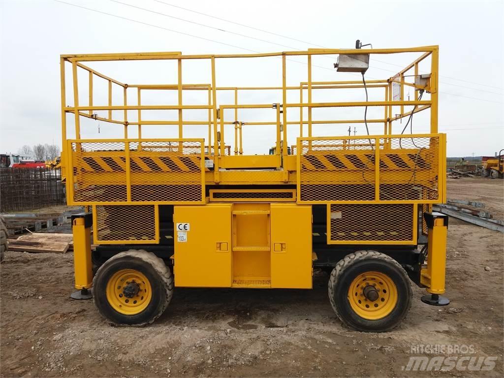 SkyJack SJ 8831 가위형 리프트