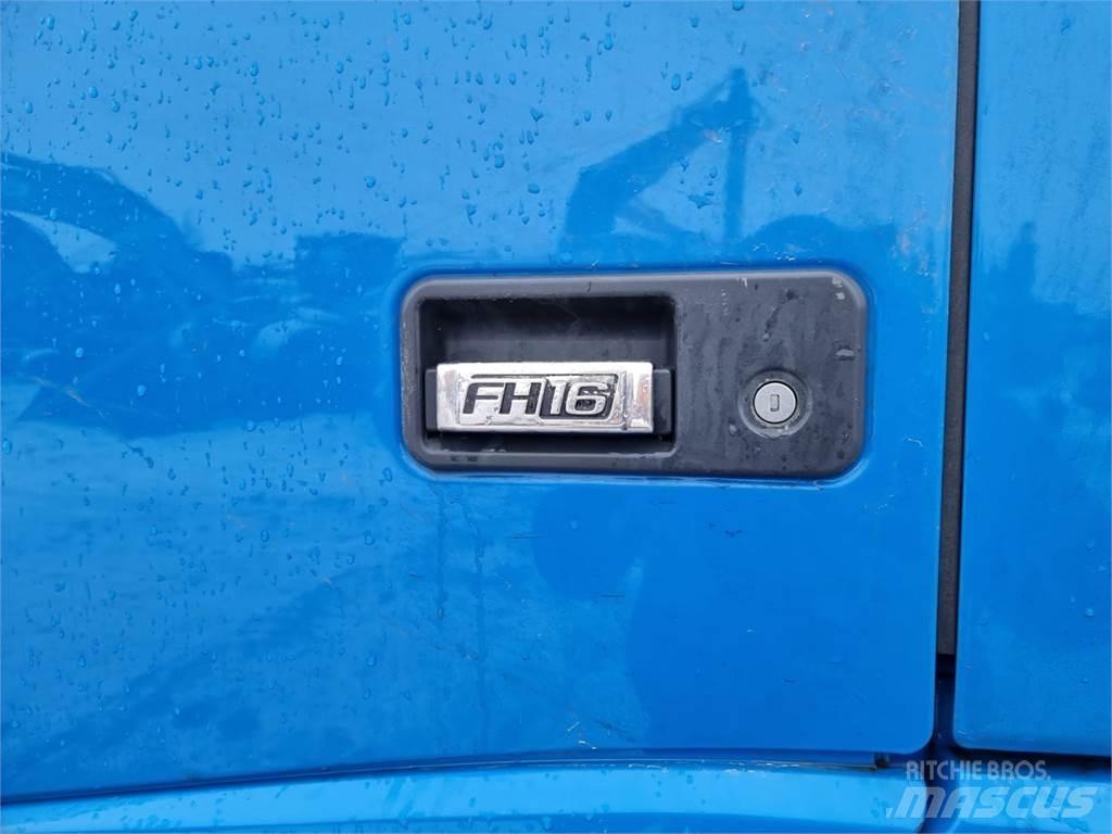 Volvo FH16 훅 리프트 트럭