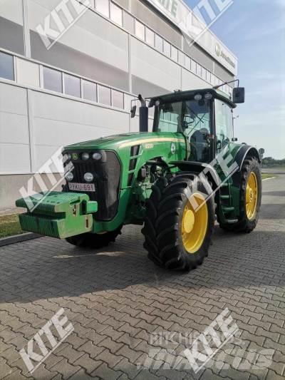 John Deere 8230 트랙터