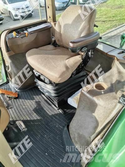 John Deere 8230 트랙터