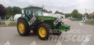 John Deere 8310 트랙터