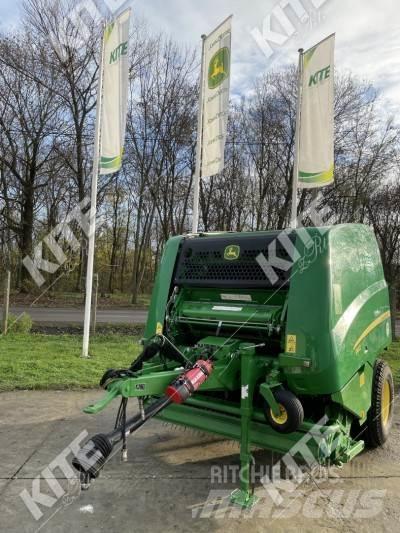 John Deere 960 원형 곤포기