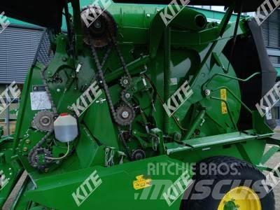 John Deere 960 원형 곤포기