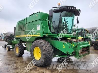 John Deere T550 2WD 콤바인 수확기