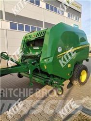 John Deere V451 R 원형 곤포기