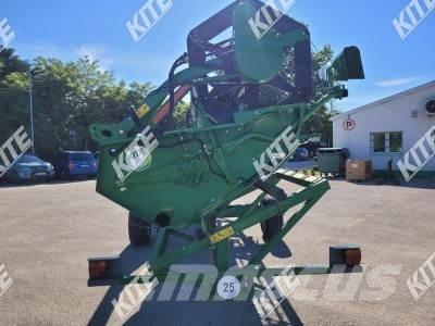 John Deere W540 2WD 콤바인 수확기