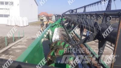 John Deere W540 2WD 콤바인 수확기
