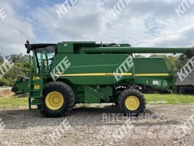 John Deere W650 콤바인 수확기