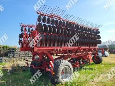 Kverneland DG 9000-12000 드릴