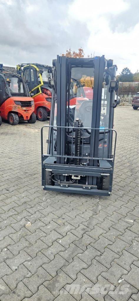 Linde E 14-02 전동 지게차