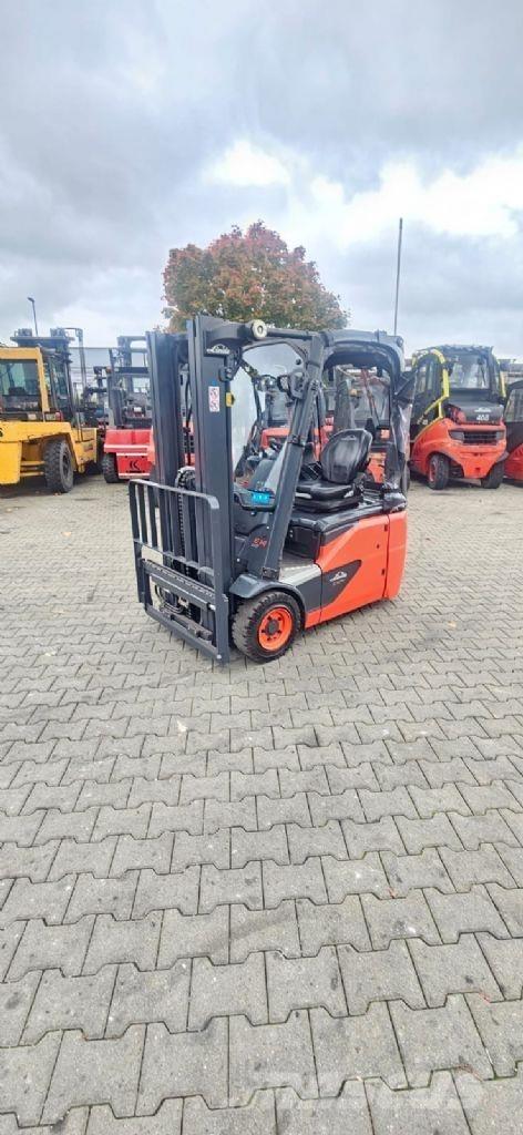 Linde E 14-02 전동 지게차