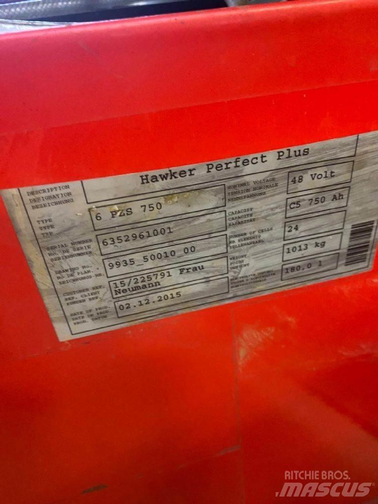 Linde E 18 L-02 전동 지게차