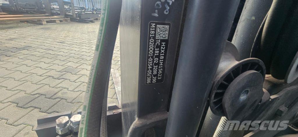 Linde E 18 L-02 전동 지게차
