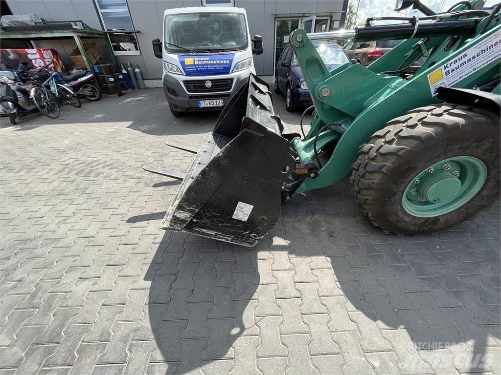 CAT 906 M  휠로우더