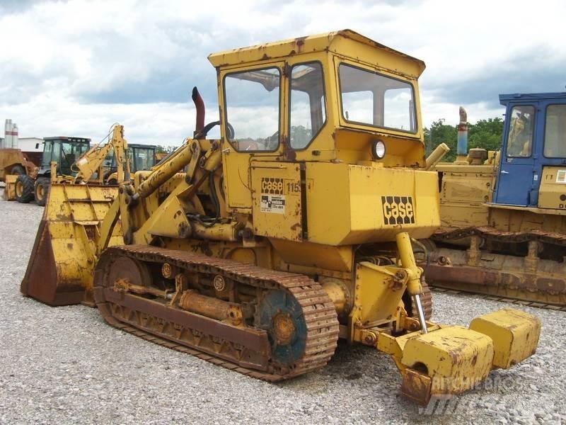 CASE 1150 궤도식 로우더