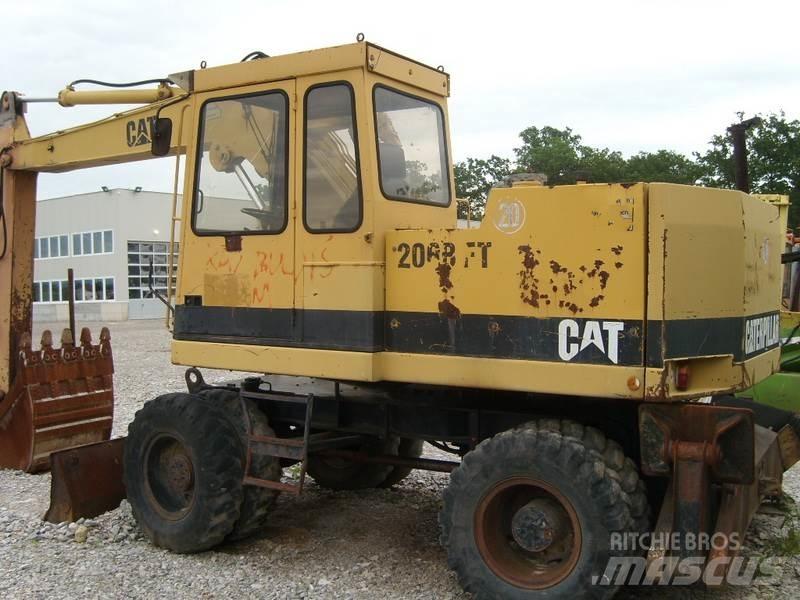 CAT 206 BFT  휠 굴삭기