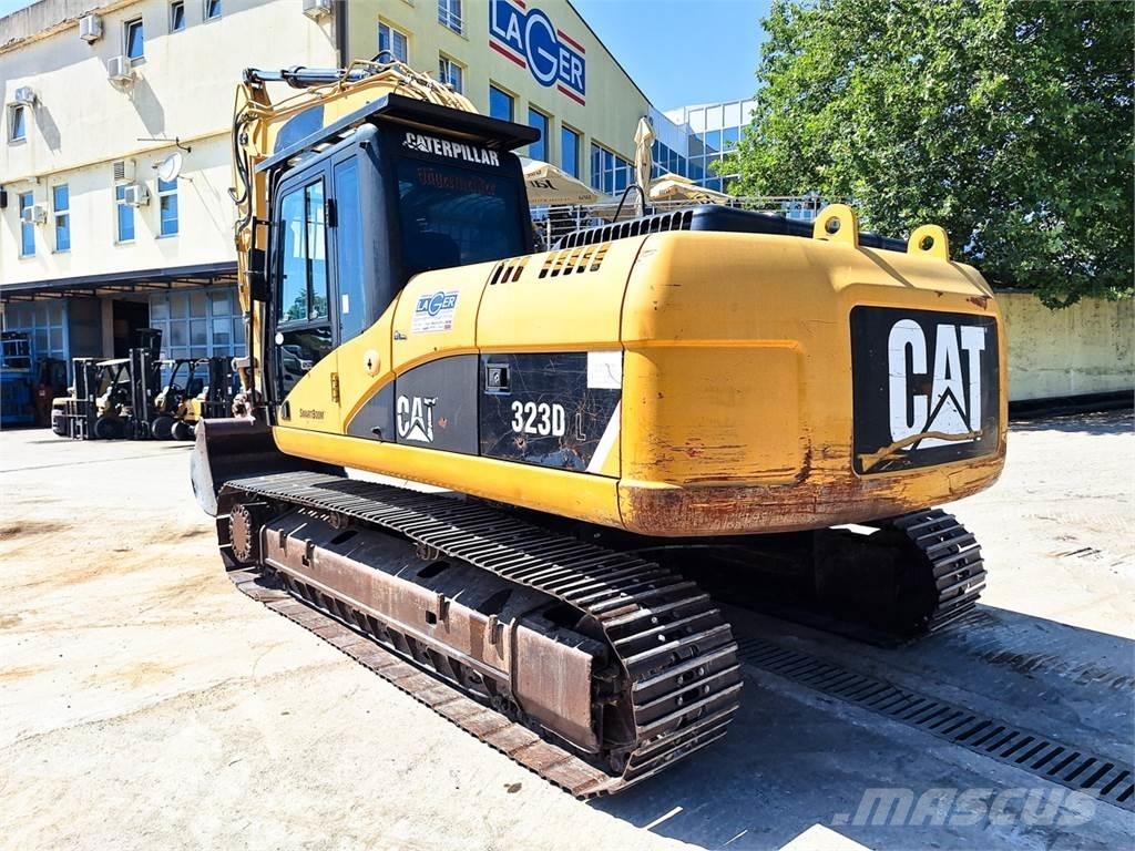 CAT 323D 대형 굴삭기 29톤 이상