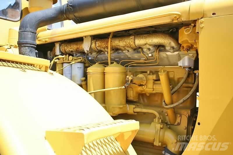 CAT 824B 휠 도저