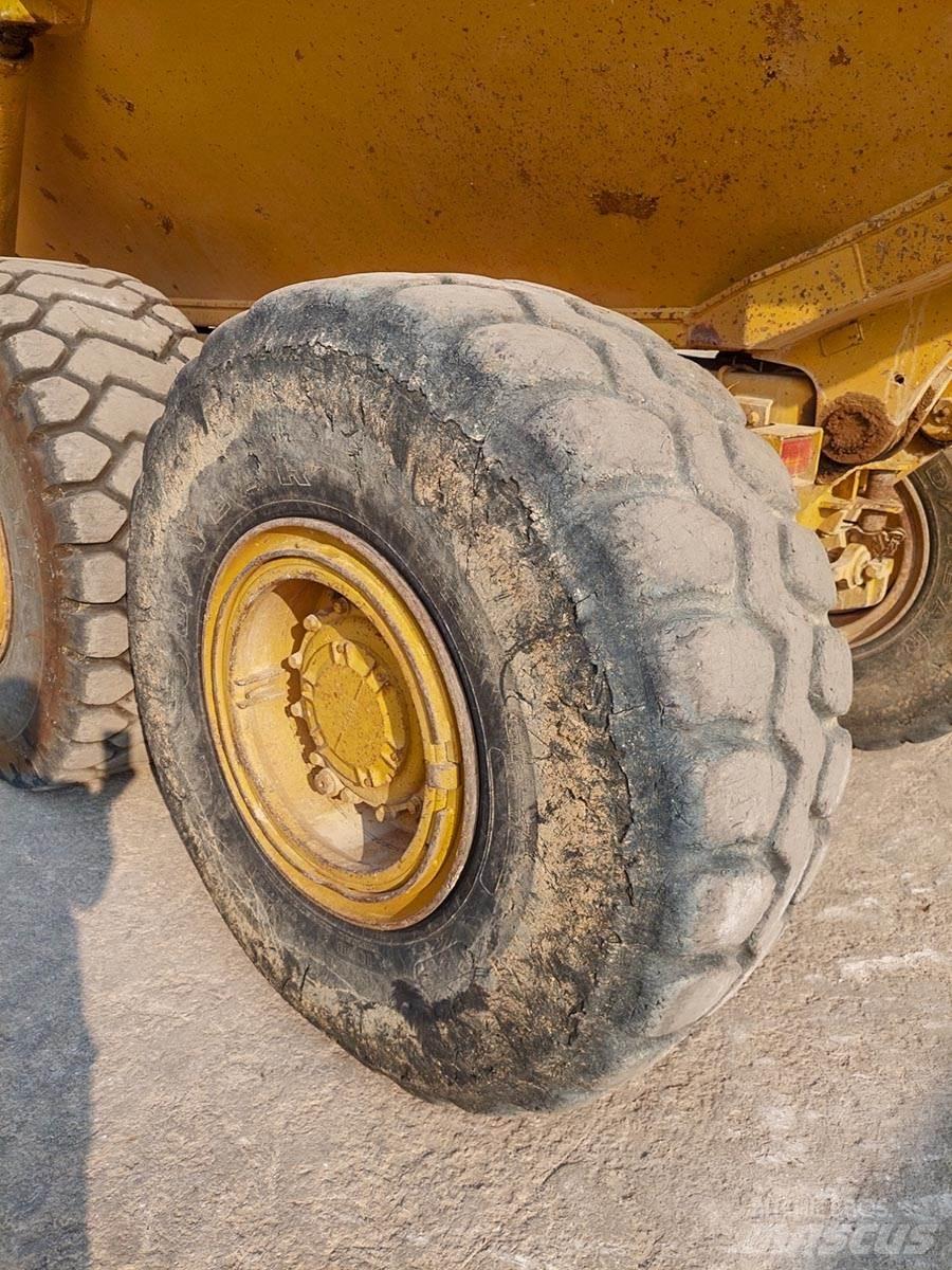 CAT D250E 연결식 홀러