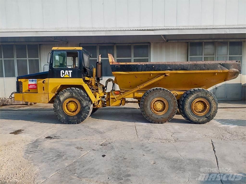 CAT D250E 연결식 홀러