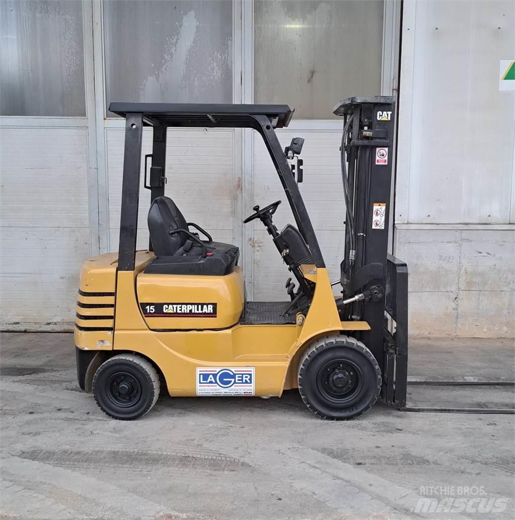 CAT DP15 디젤 지게차