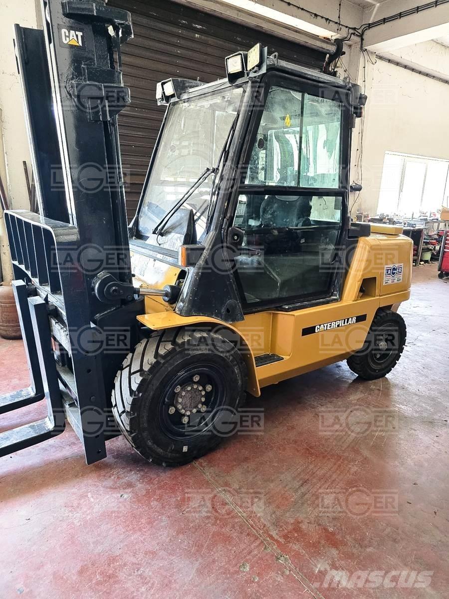 CAT DP45K 디젤 지게차