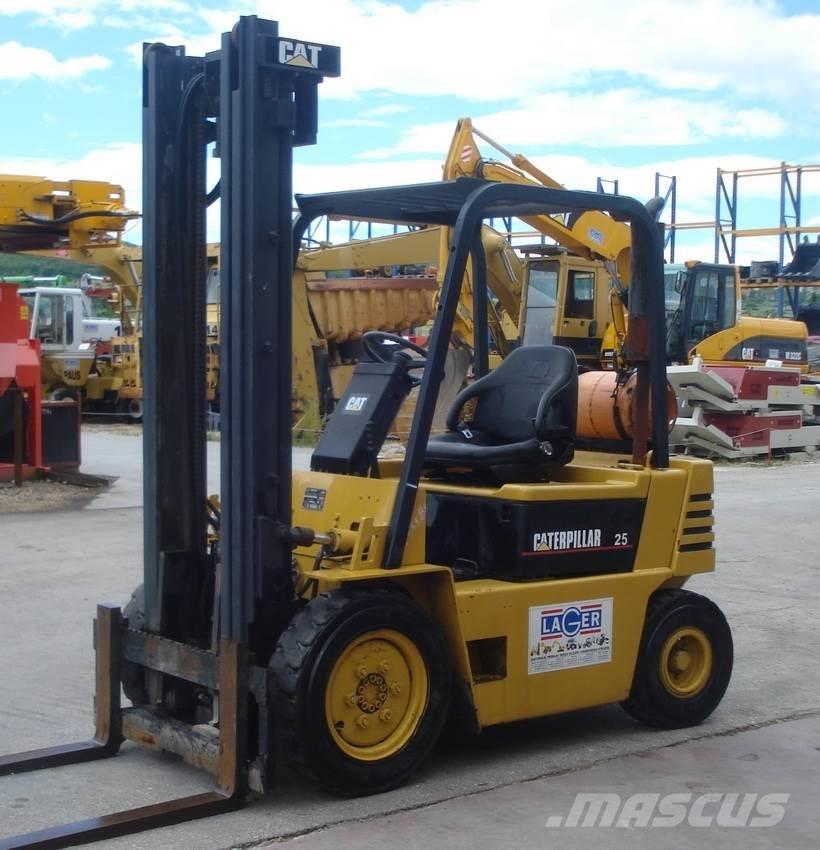 CAT GP25-2 LPG 지게차