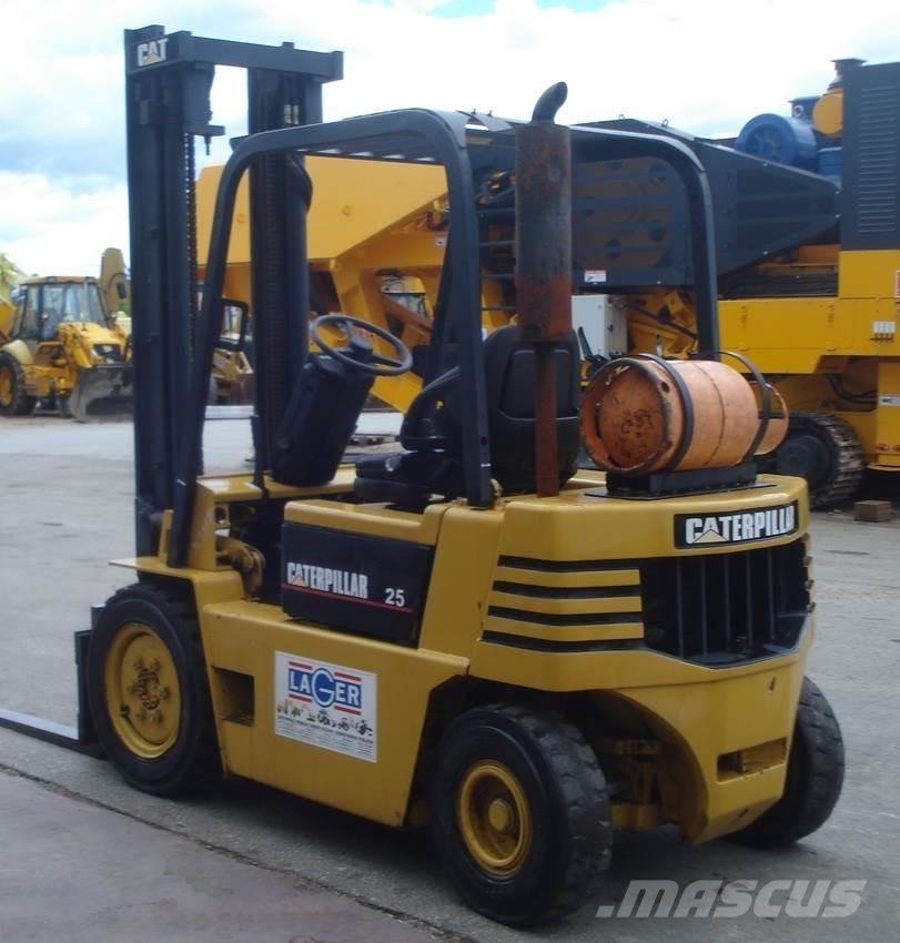 CAT GP25-2 LPG 지게차