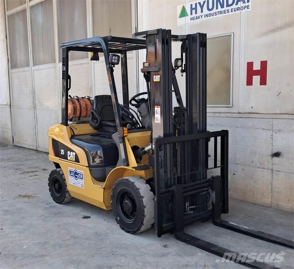 CAT GP25NT LPG 지게차