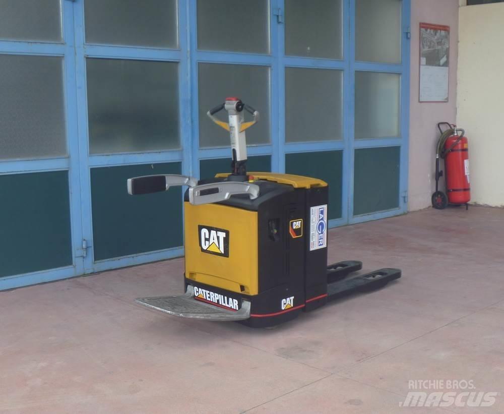 CAT NPV20N 경량 리프터