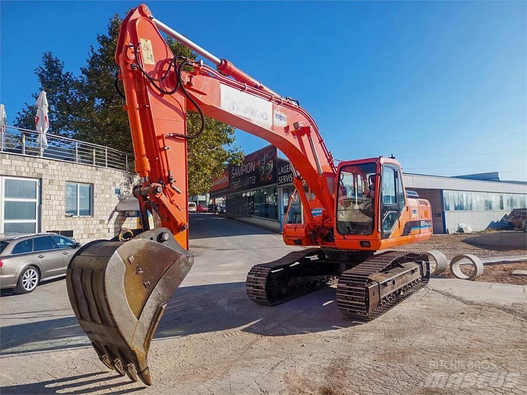 Doosan SOLAR 225NLC-V 대형 굴삭기 29톤 이상