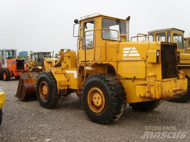Fiat-Allis 580 FR 15  휠로우더