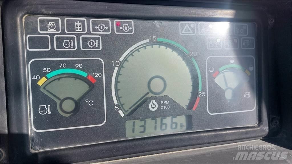 Fiat-Kobelco D180 크롤러 도저