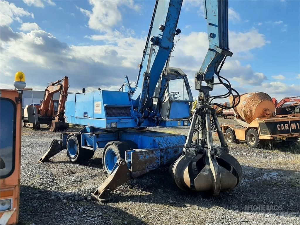 Fuchs F 713,3M 폐기물/산업 처리기