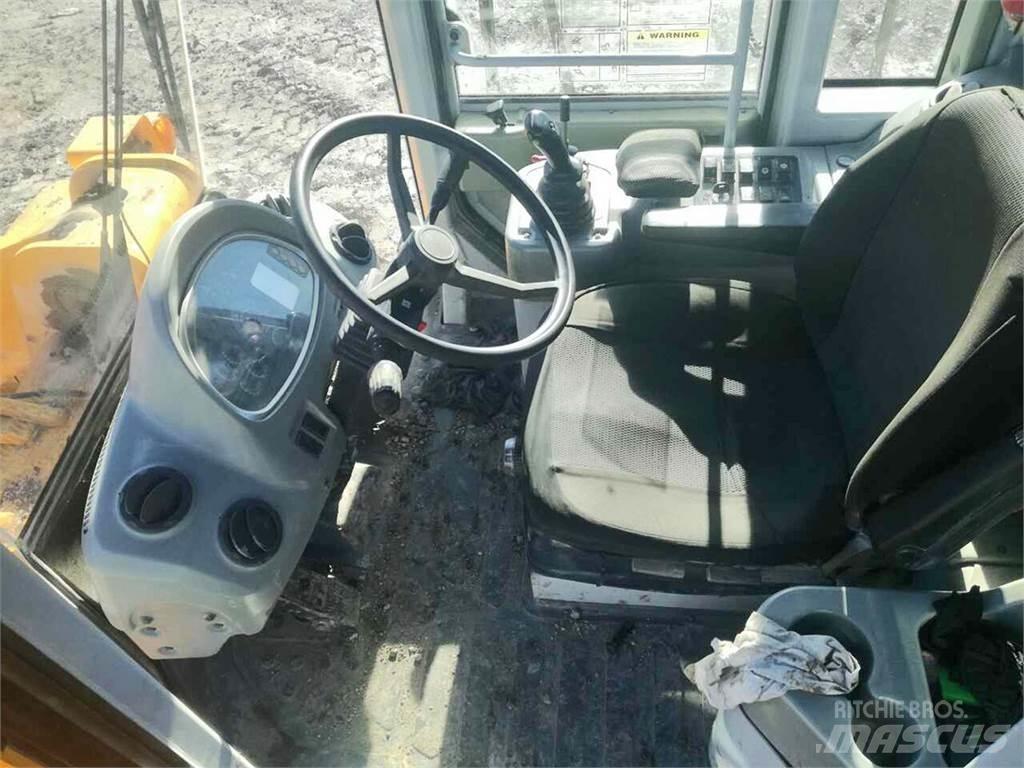 Hyundai HL770-7  휠로우더