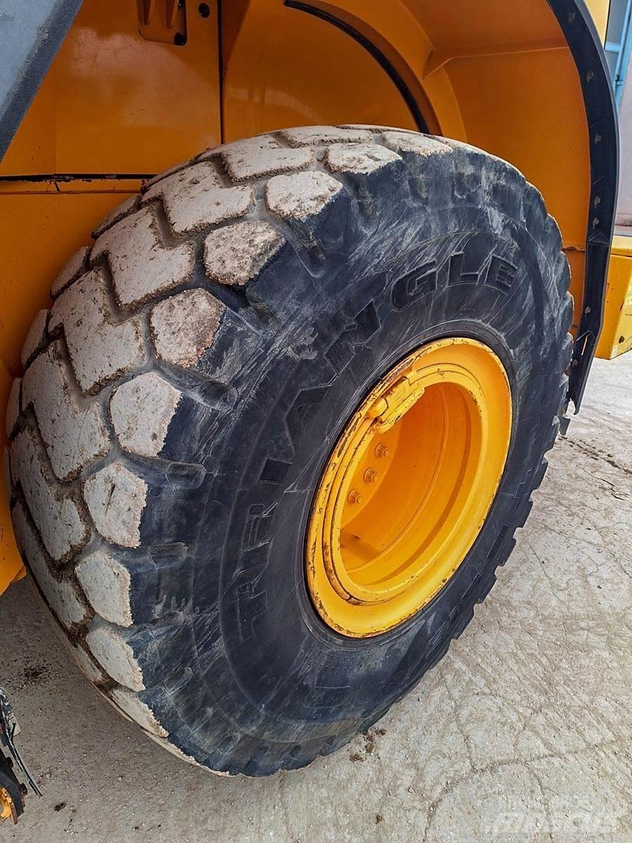 Hyundai HL960  휠로우더